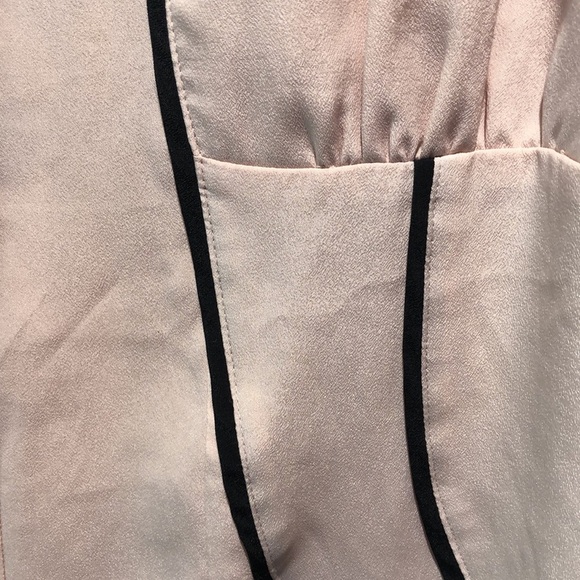 Lauren Conrad dusty pink w black accents strappy  sleeveless top cami L - Picture 2 of 8